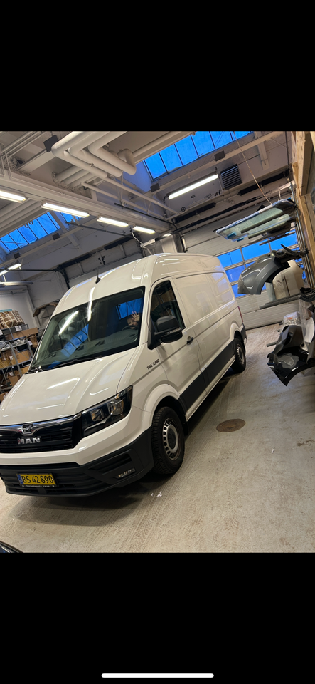 MAN TGE 2,0 3.180 Kassevogn L3H3 FWD