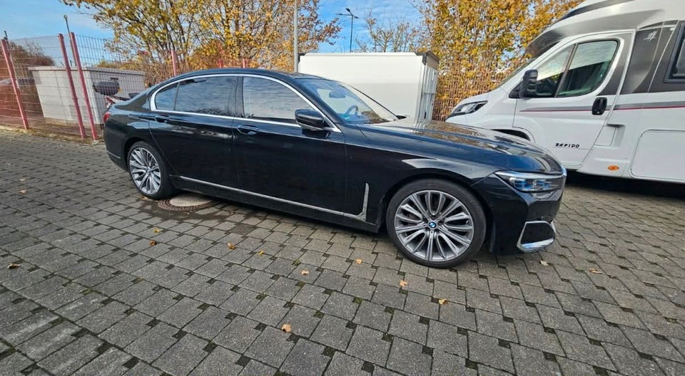 BMW 745e 3,0 Connected aut. 4d