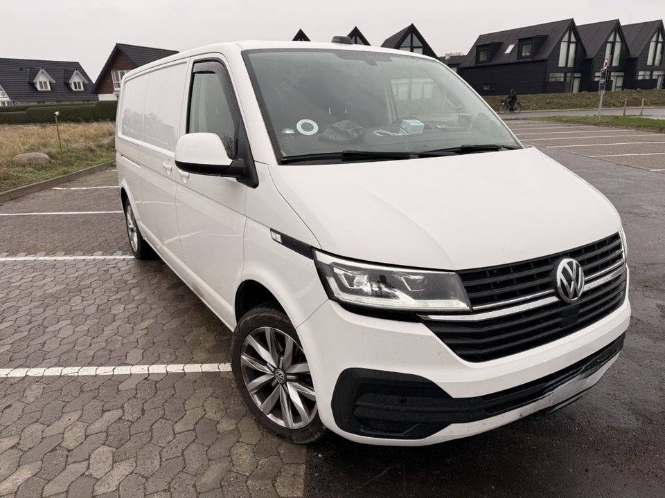 VW Transporter 2,0 TDi 199 Kassevogn DSG lang