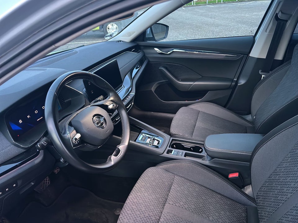 Skoda Octavia 2,0 TDi 150 First Edition Combi DSG 5d