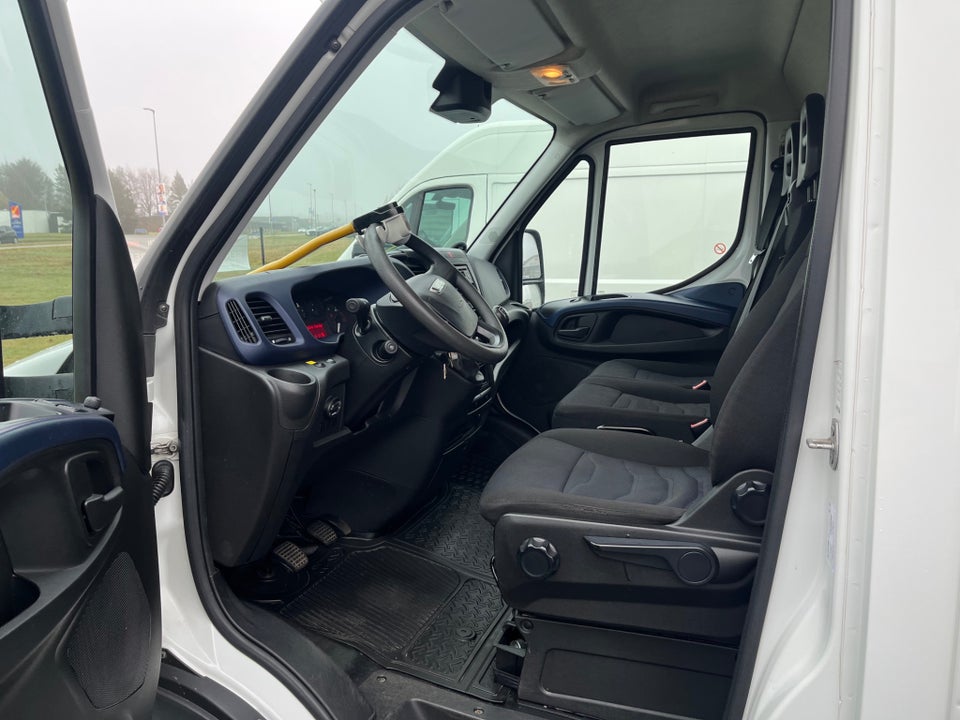 Iveco Daily 35S13 2,8 TDi Chassis