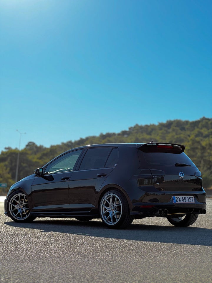 VW Golf VII 1,4 TSi 140 Highline DSG 5d