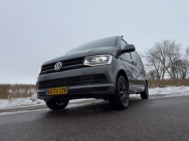 VW Transporter 2,0 TDi 180 Kassevogn DSG kort