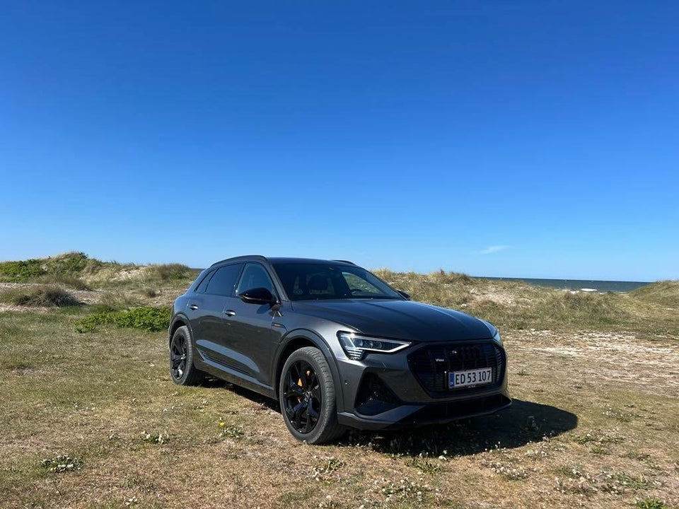 Audi e-tron 55 S-line quattro 5d