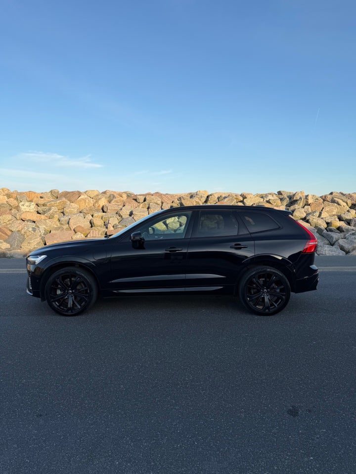 Volvo XC60 2,0 T6 ReCharge Black Edition aut. AWD 5d