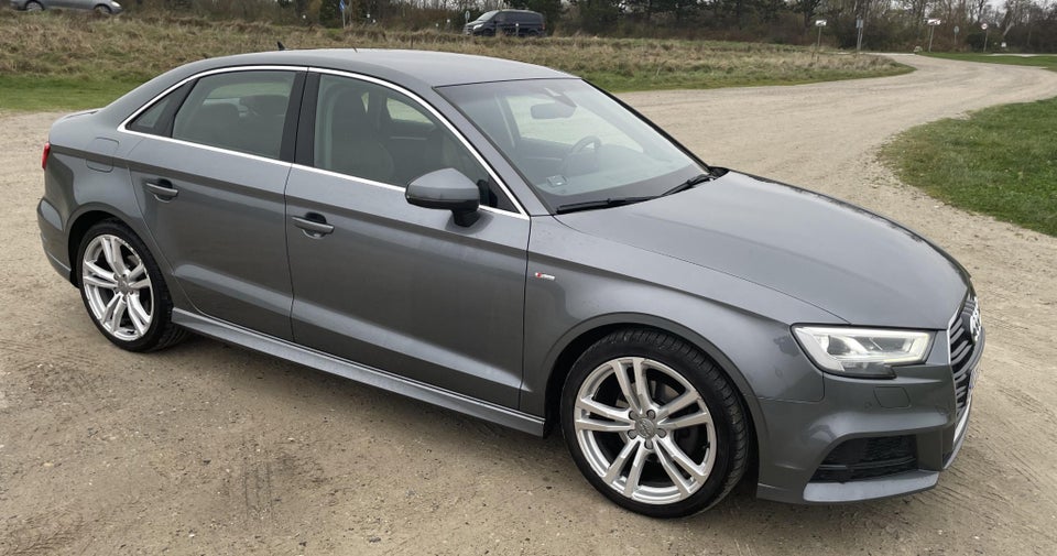 Audi A3 35 TFSi Sport Limited 4d