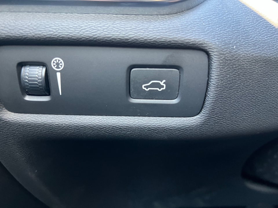 Volvo V60 2,0 T4 190 R-Design aut. 5d