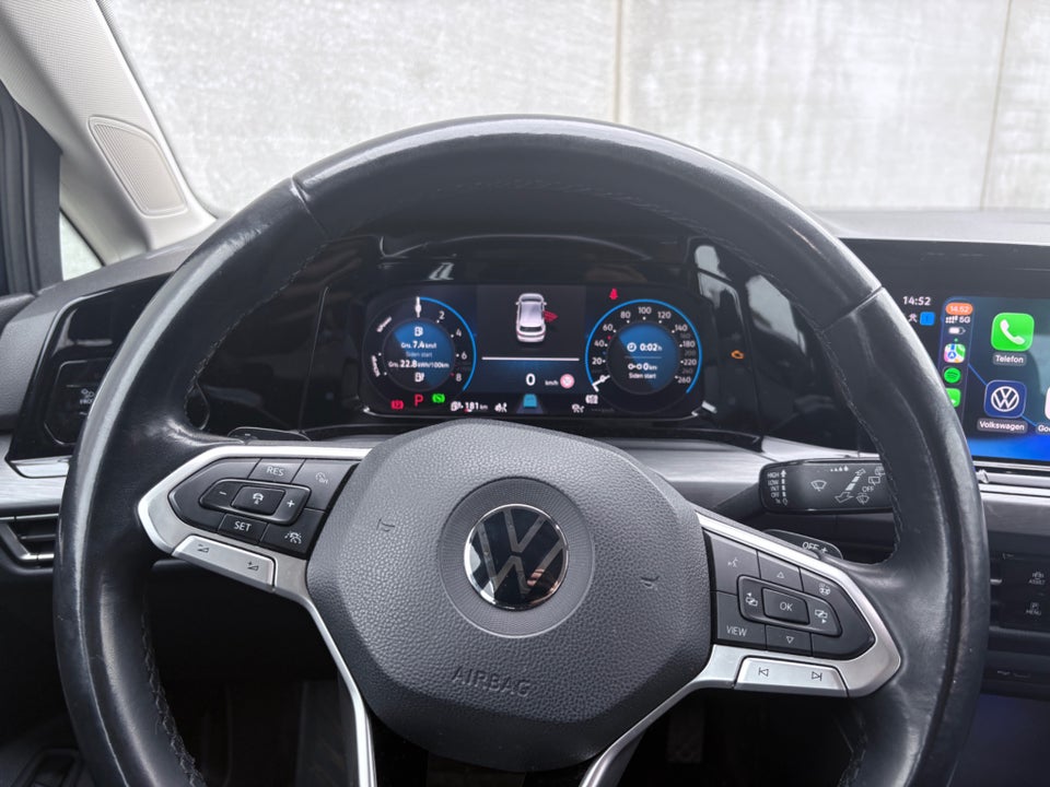 VW Golf VIII 1,4 eHybrid DSG 5d