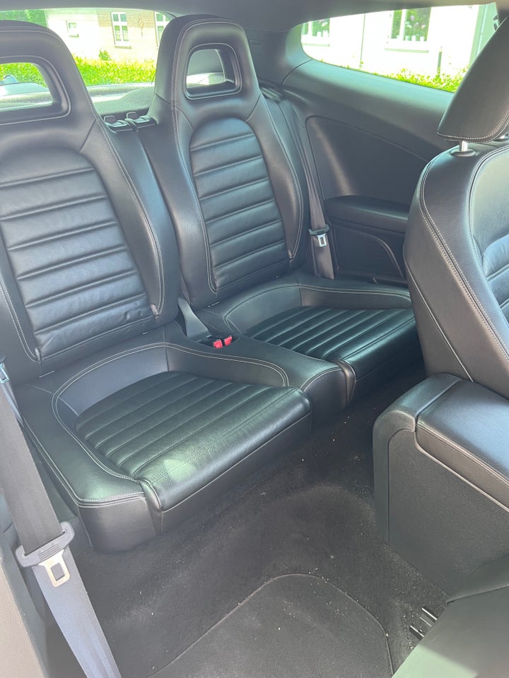 VW Scirocco 2,0 TDi 177 R-line 3d