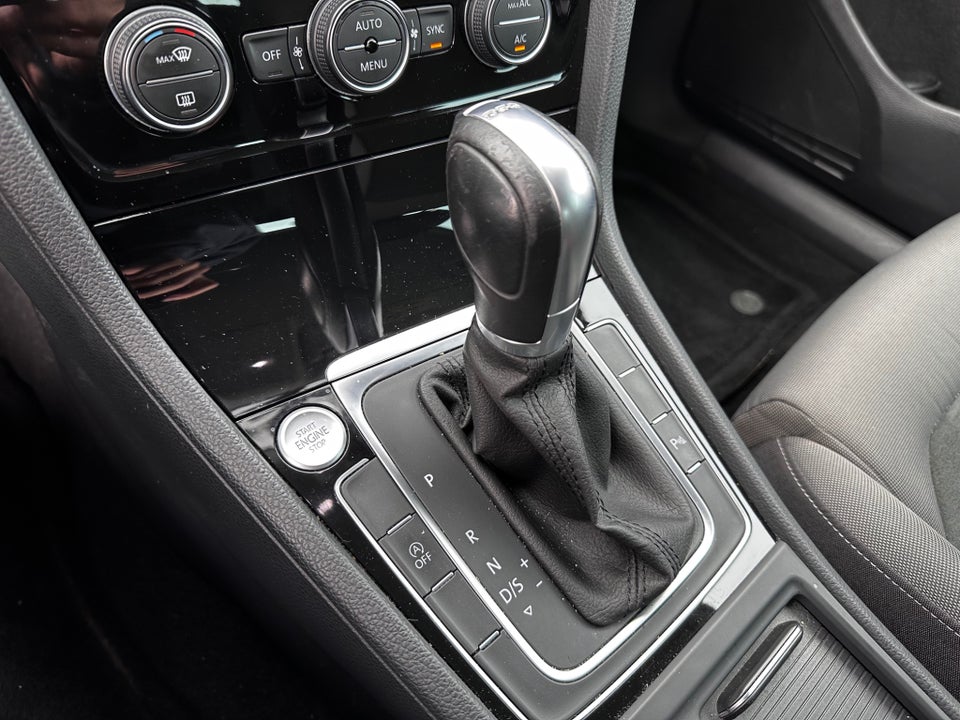 VW Golf VII 1,5 TSi 150 Highline DSG 5d