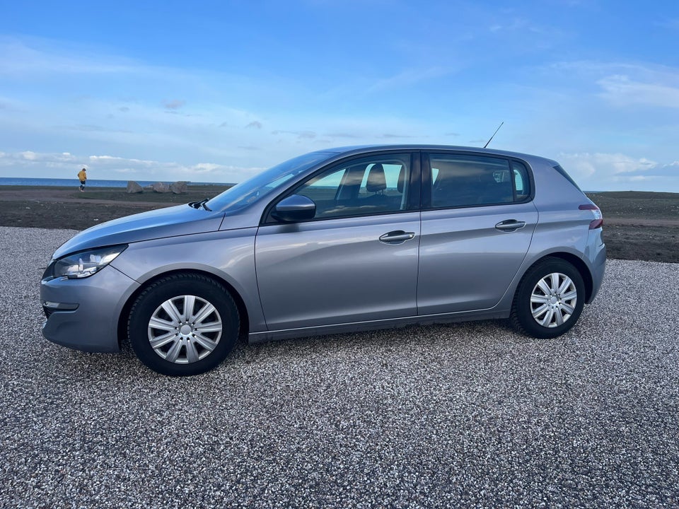 Peugeot 308 1,6 e-HDi 116 Allure 5d