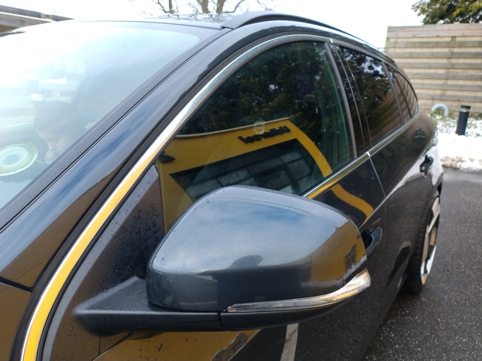 Volvo V60 2,0 D4 181 Momentum aut. 5d