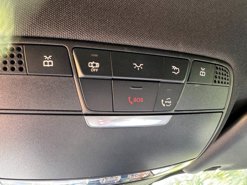 Mercedes E300 de 2,0 Advantage stc. aut. 5d