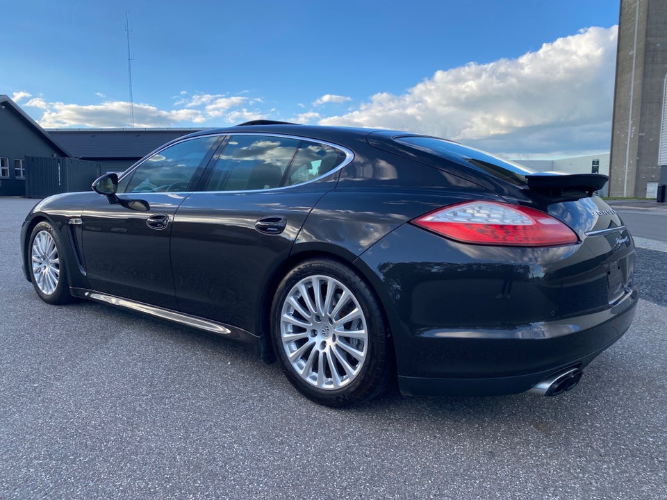 Porsche Panamera 4S 4,8 PDK 5d