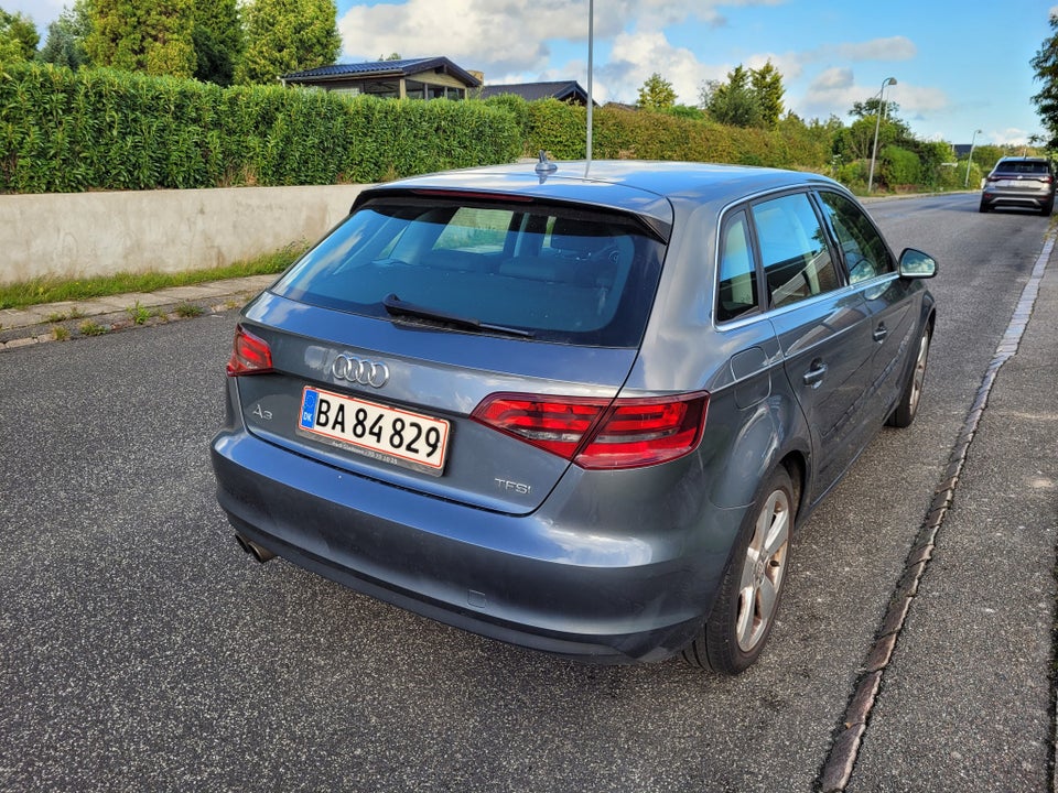 Audi A3 1,4 TFSi 125 Ambition Sportback 5d