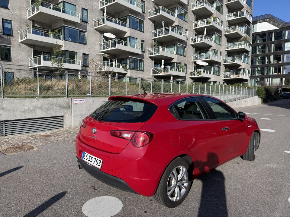 Alfa Romeo Giulietta 1,4 M-Air 170 Distinctive 5d