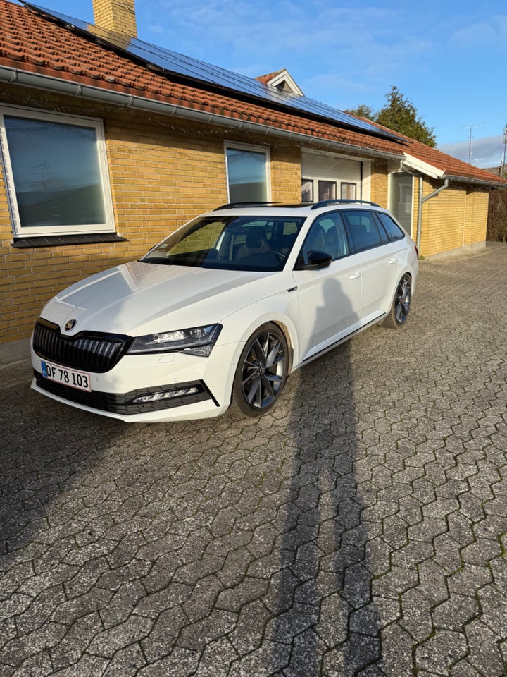 Skoda Superb 1,4 TSi iV Plus Combi DSG 5d
