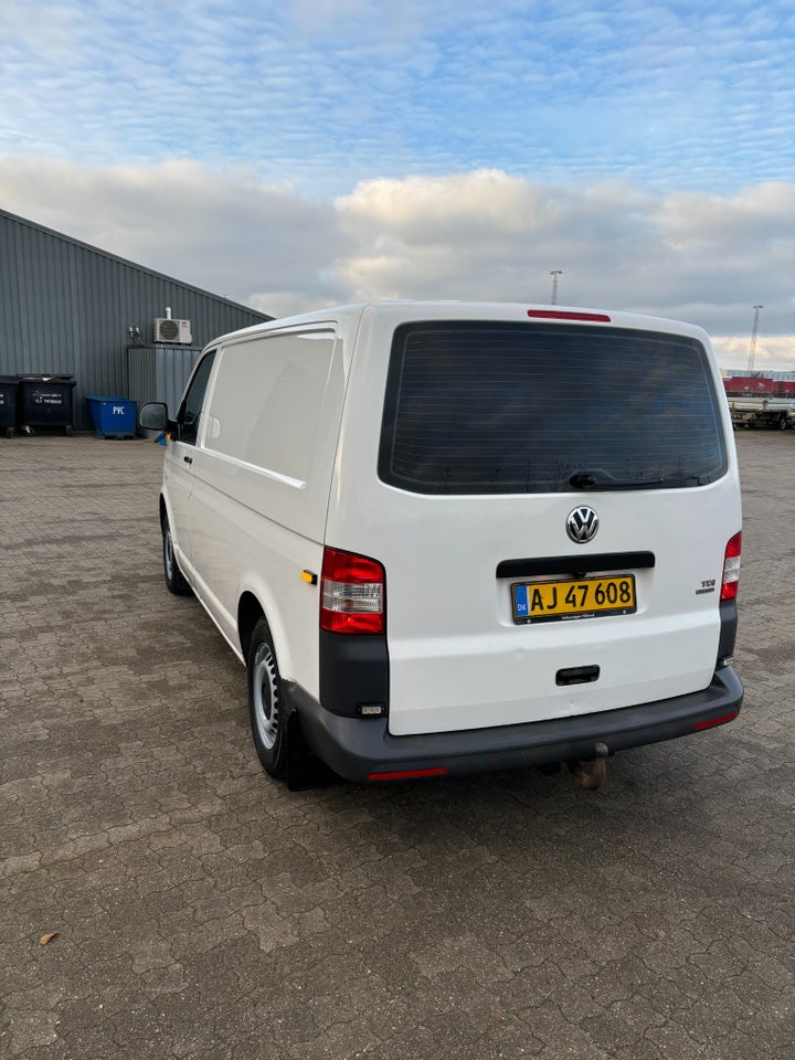 VW Transporter 2,0 TDi 140 Kassevogn DSG kort