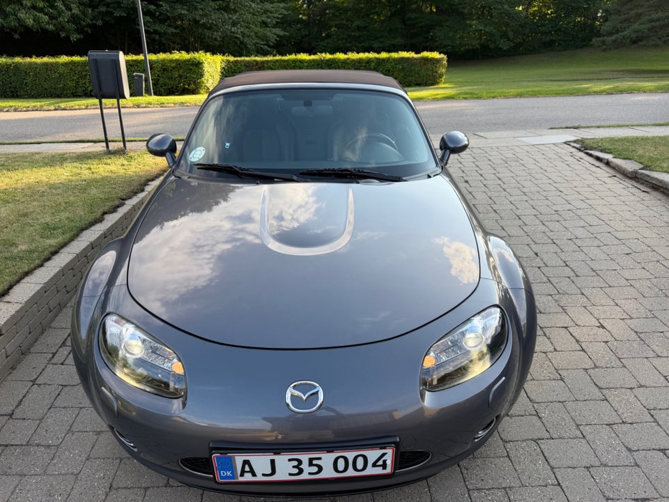 Mazda MX-5 2,0 Roadster 2d