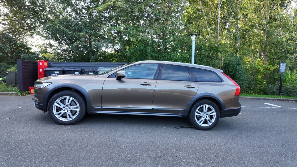Volvo V90 CC 2,0 D4 190 aut. AWD 5d