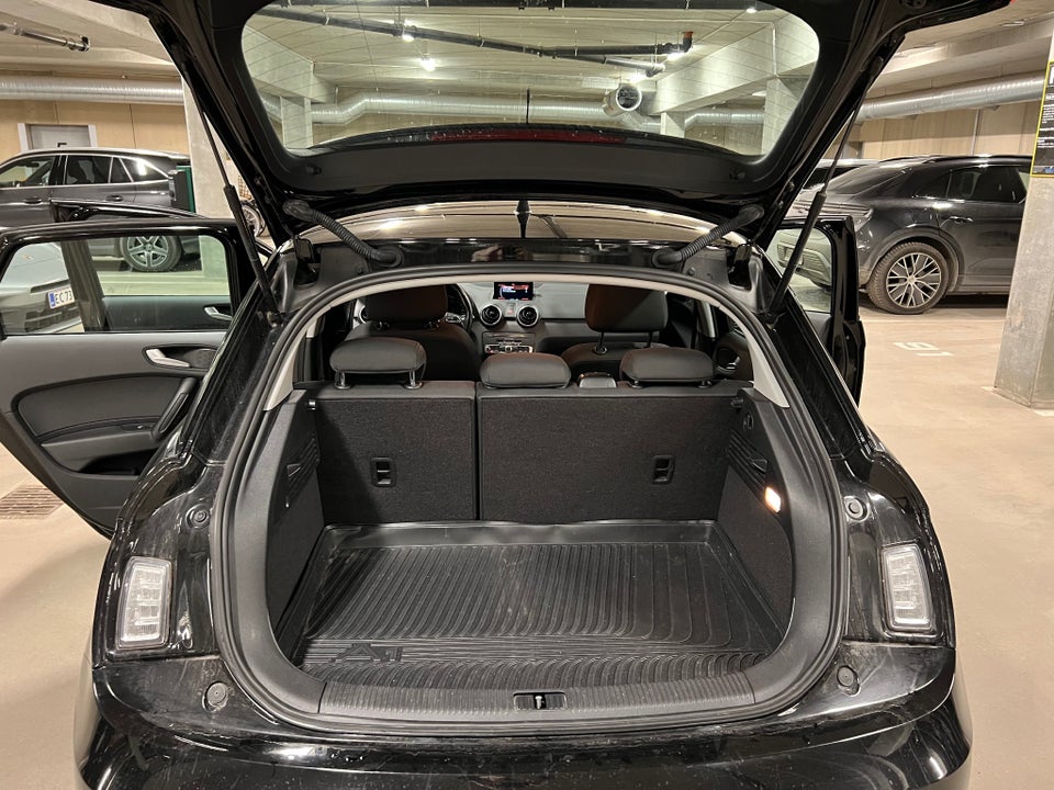 Audi A1 1,6 TDi 116 Sportback 5d