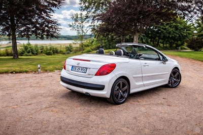 Peugeot 207 1,6 VTi CC 2d