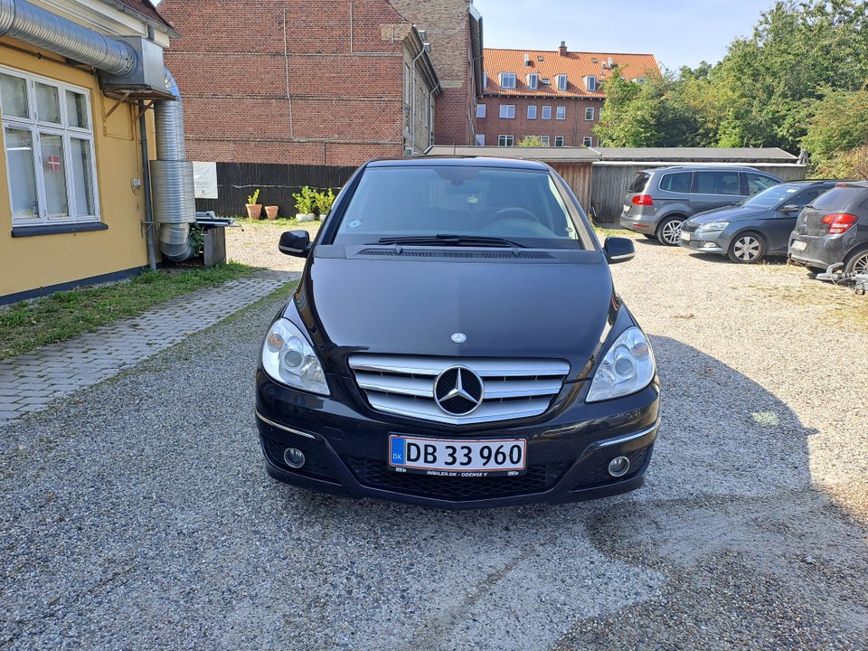 Mercedes B200 2,0 CDi 5d