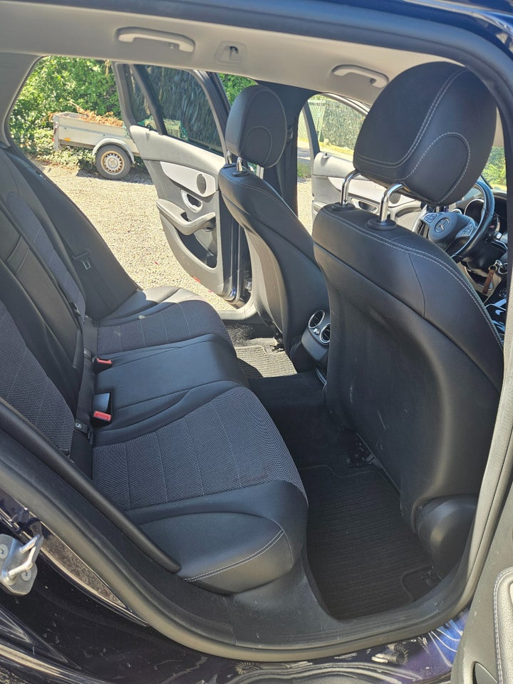 Mercedes C220 d 2,2 Avantgarde stc. aut. 4Matic 5d
