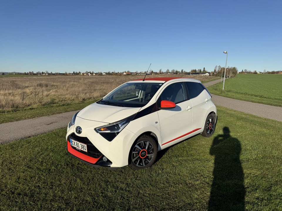Toyota Aygo 1,0 VVT-i x-style 5d