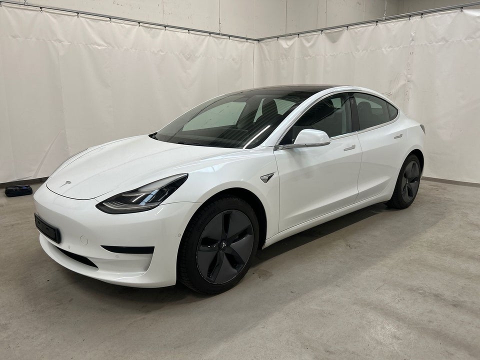 Tesla Model 3 Standard Range+ RWD 4d