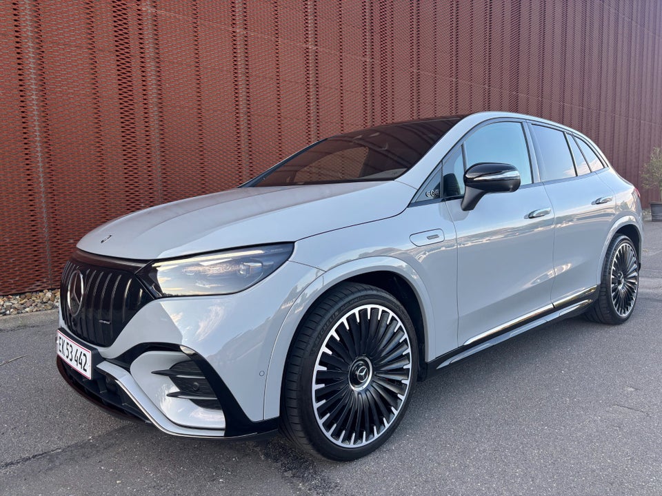 Mercedes EQE53 AMG 4Matic+ 4d