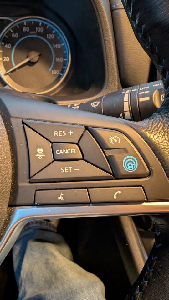 Nissan Leaf 40 Tekna 5d