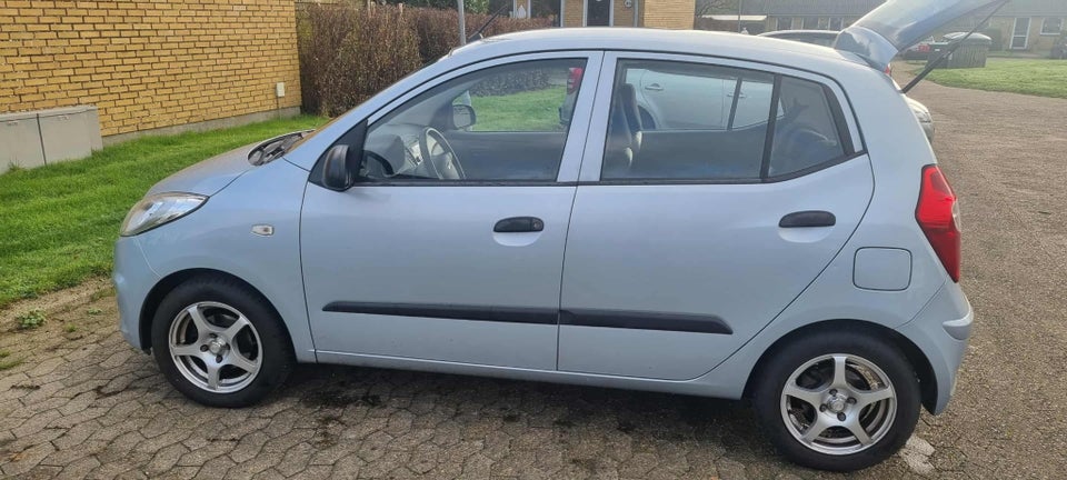 Hyundai i10 1,1 Classic 5d