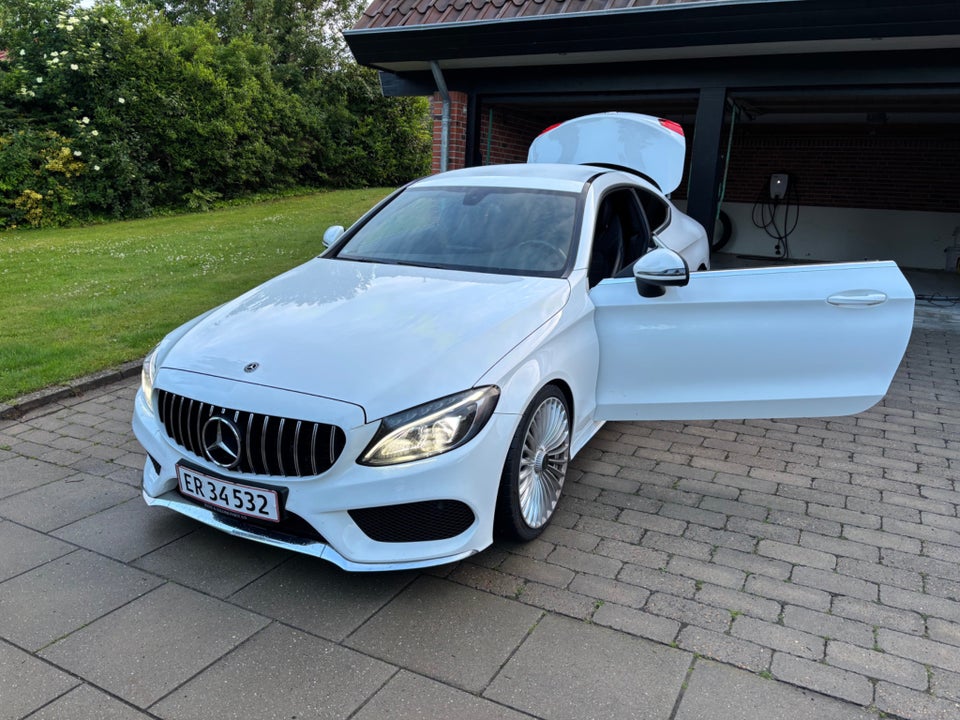 Mercedes C220 d 2,2 AMG Line Coupé aut. 2d
