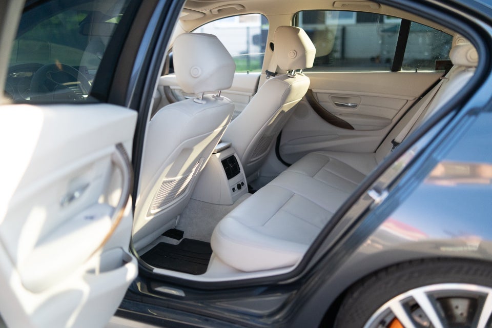 BMW 335i 3,0 M-Sport aut. 4d