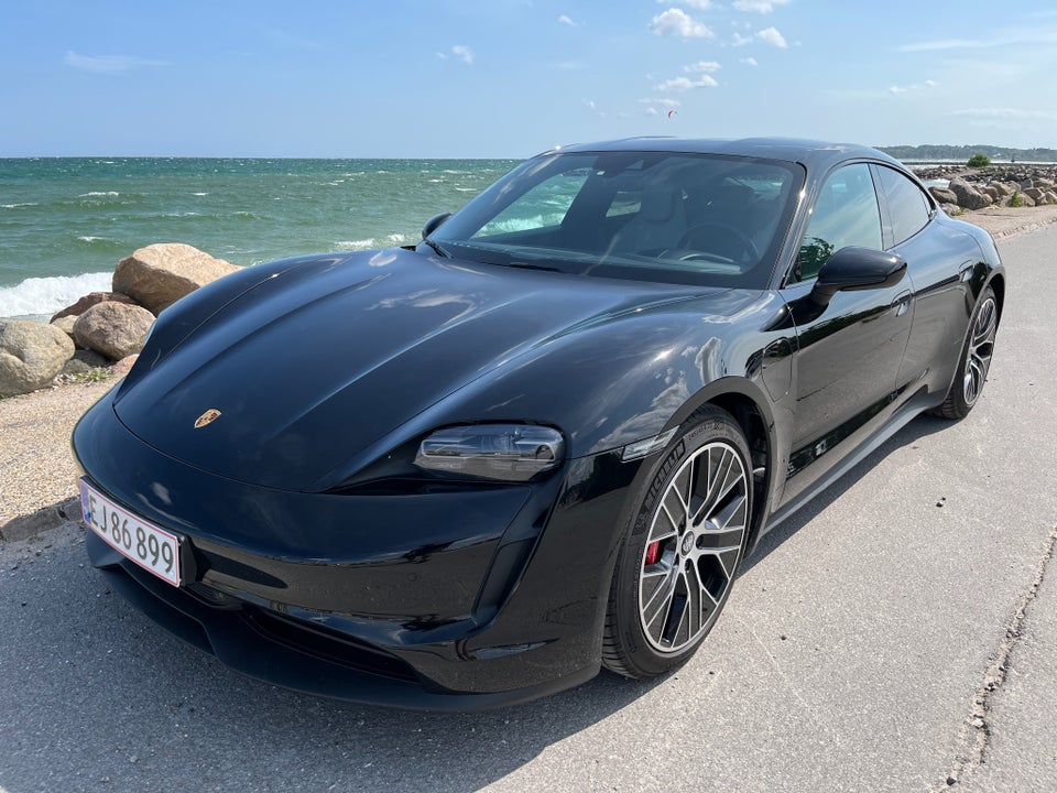 Porsche Taycan 4S Performance+ 4d