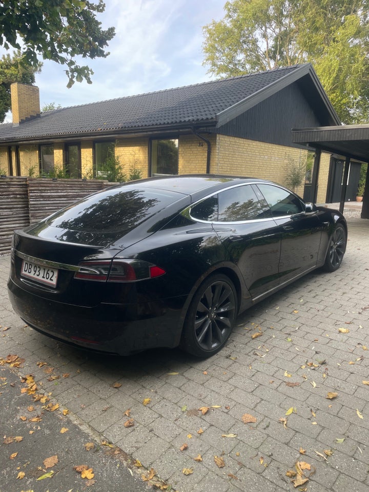 Tesla Model S 75 5d