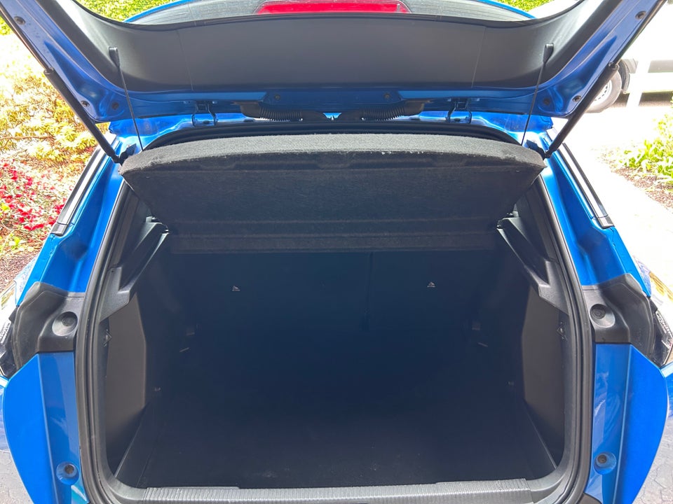 Peugeot 2008 1,5 BlueHDi 100 Active 5d