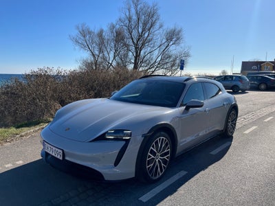 Porsche Taycan 4  Performance+ Cross Turismo 5d