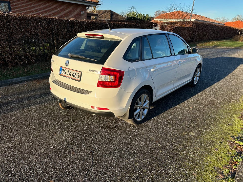 Skoda Rapid 1,2 TSi 105 Ambition Spaceback GreenTec 5d