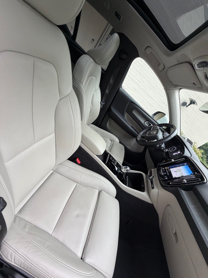 Volvo XC40 1,5 T5 ReCharge Inscription aut. 5d