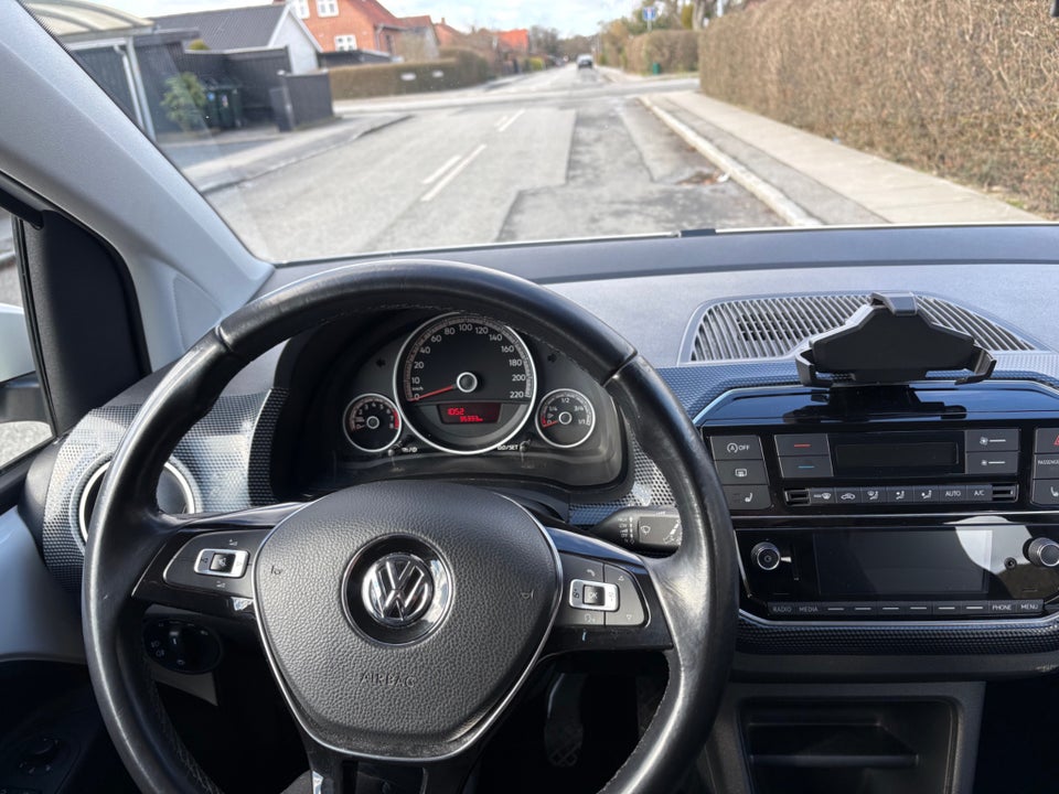 VW Up! 1,0 MPi 60 Move Up! BMT 5d