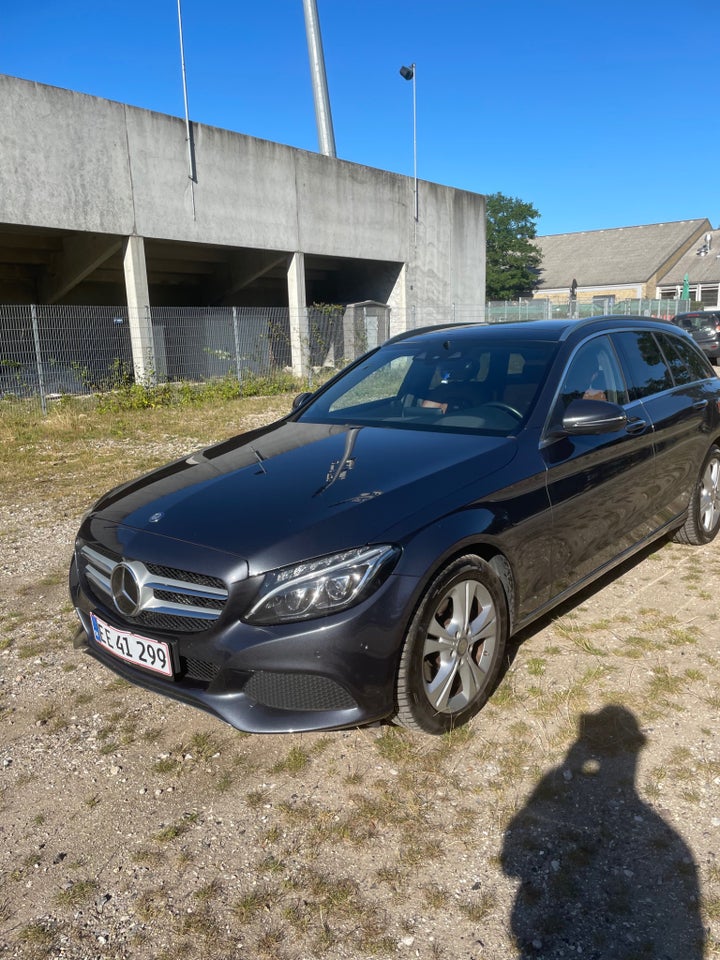 Mercedes C220 d 2,2 Avantgarde stc. aut. 4Matic 5d