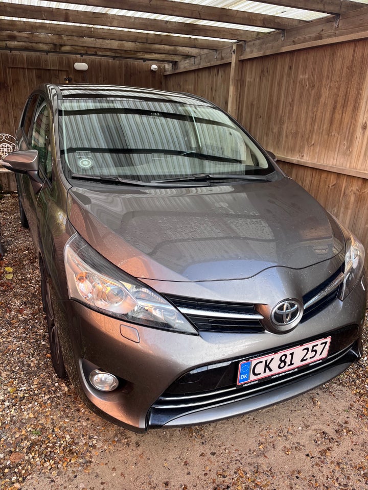 Toyota Verso 1,6 D-4D T2 Premium 7prs 5d