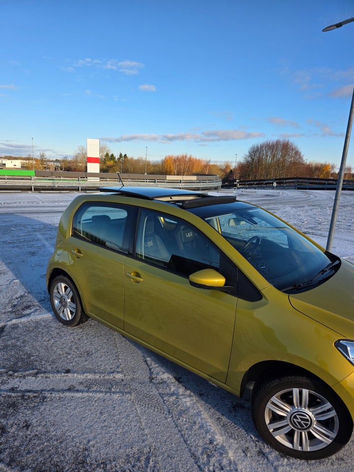 VW Up! 1,0 MPi 75 Move Up! ASG 5d