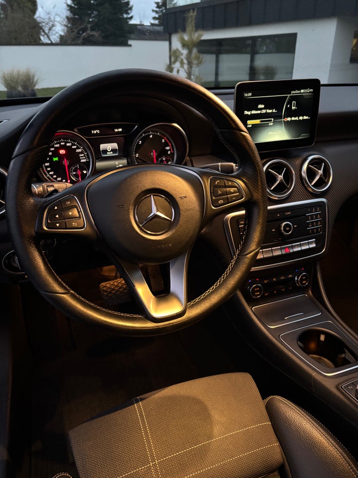 Mercedes A180 d 1,5 aut. Van 5d