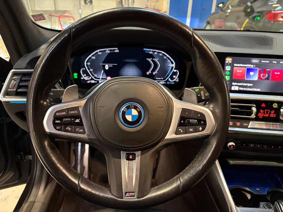 BMW 330e 2,0 Touring M-Sport aut. 5d