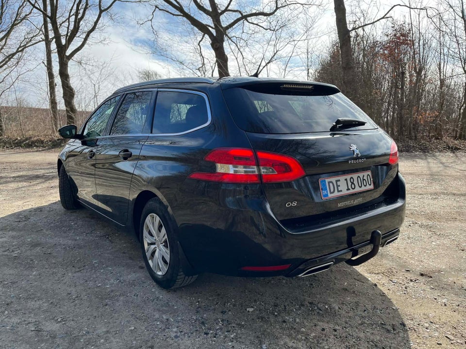 Peugeot 308 1,6 BlueHDi 120 Allure Sky SW 5d