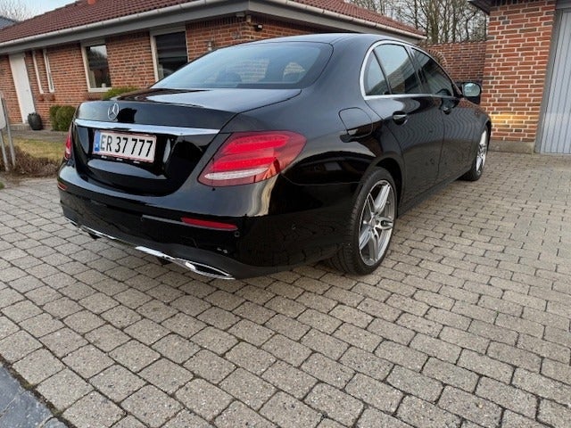 Mercedes E220 d 2,0 AMG Line aut. 4d