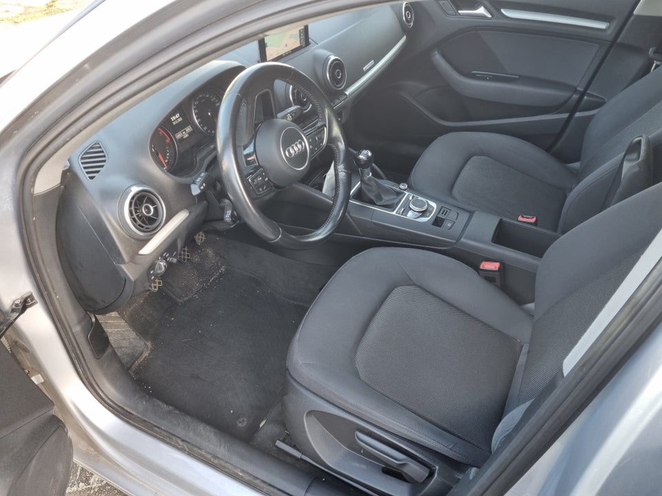 Audi A3 1,0 TFSi 116 Sportback 5d